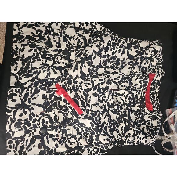 Kim Rogers Open Front Blazer Black White Red Print Petite 14P Jacket - Picture 9 of 9